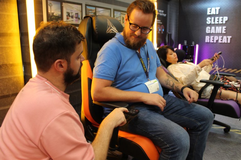 Gamingstol med massasje? – Ja takk!