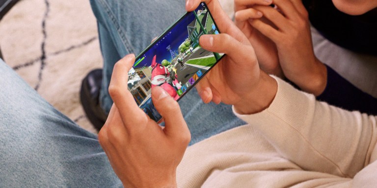OnePlus 12 Tar Mobilspill til Nye Høyder med Pixelworks’ X7 Visual Processor